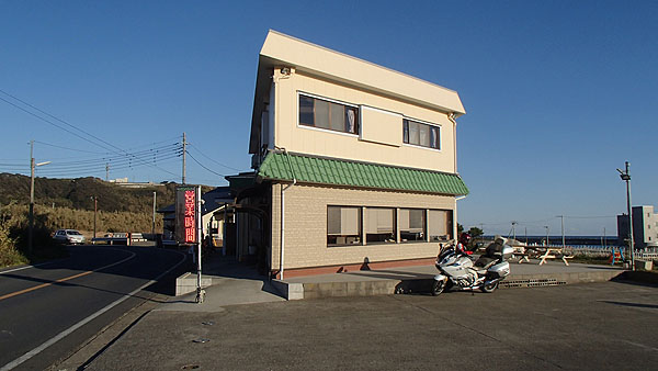 「しらす亭」